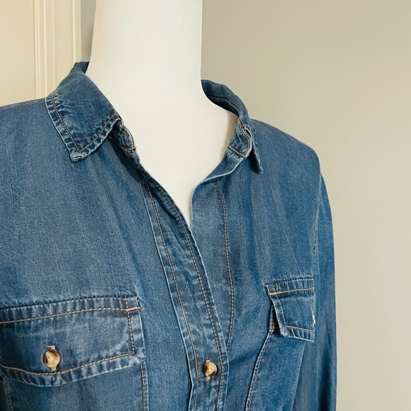 GAP soft denim long sleeve dress with belt - Picture 2 of 8